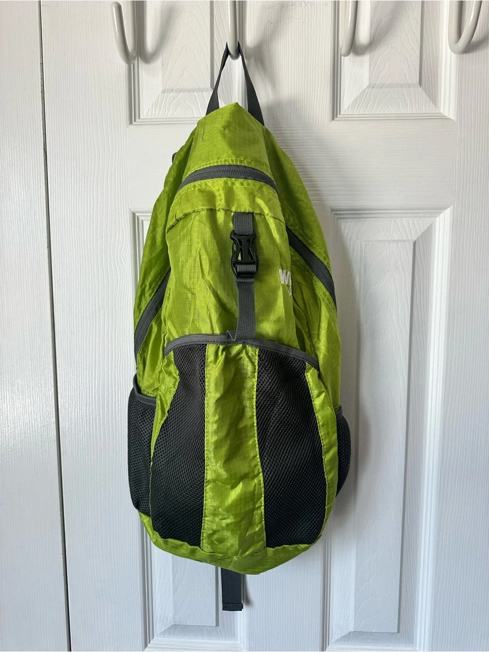 Wilcor Outdoors Packable Lightweight Daypack Backpack in Lime Green & Grey